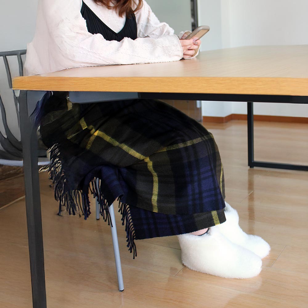 Sofwool ウールのルームブーツ 足元が冷えるオフィスイメージ画像